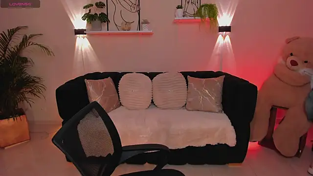 Susy Doll1 online show from July 2, 2:22 pm