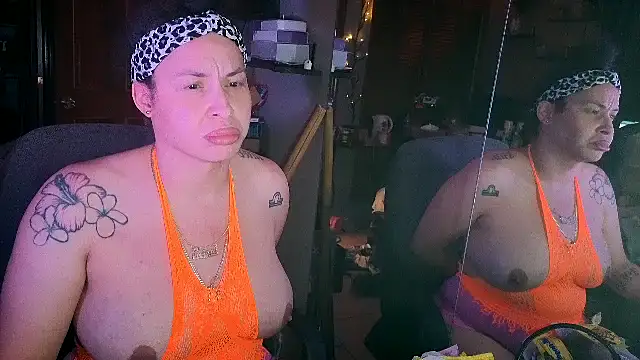 imisamoore69 online show from July 27, 2:02 pm