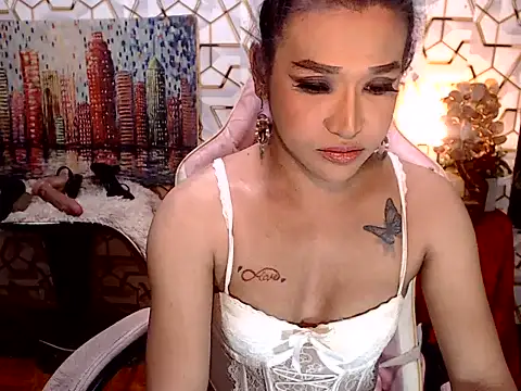 AsianMariaTs online show from May 21, 2:13 pm
