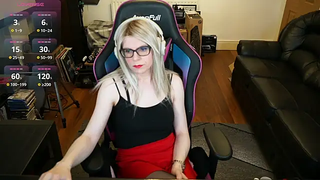 KelseyCobalt online show from June 15, 8:33 pm