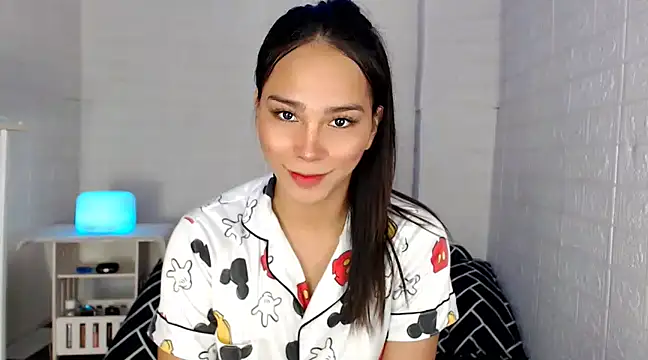 urnaughtydolly69 online show from February 28, 4:43 am