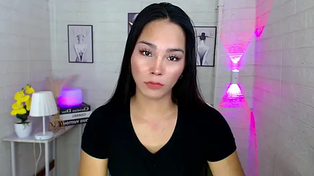 urnaughtydolly69 online show from September 14, 9:25 am