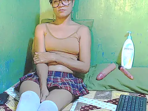 Paula Jordan online show from February 2, 2:10 am