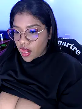 paola091 online show from April 29, 2:38 am
