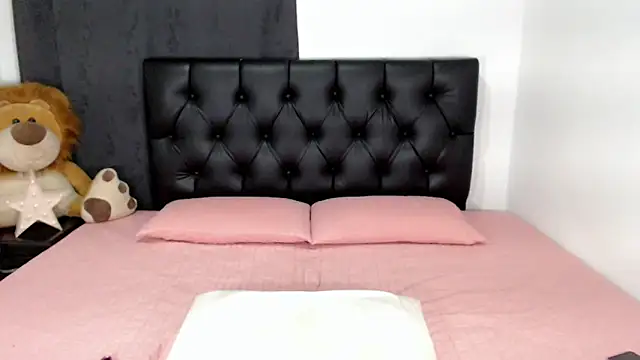 Morgan rox23 online show from May 27, 1:57 am