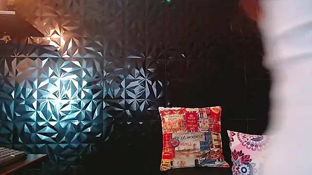 PINK  LOLA1 online show from February 4, 12:37 am