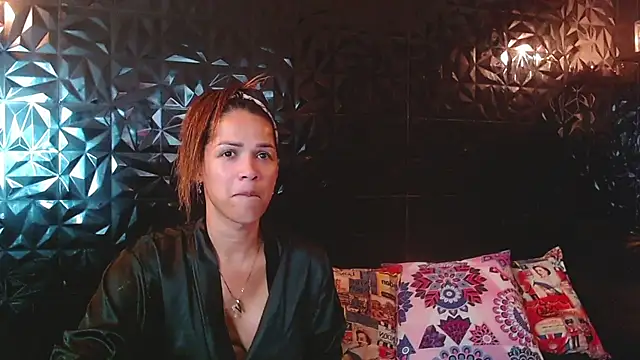 PINK  LOLA1 online show from May 2, 11:43 pm