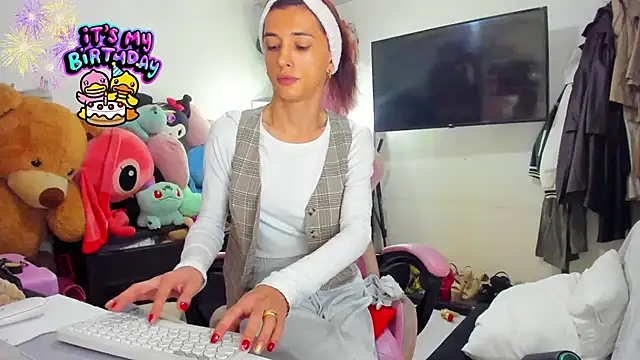 Lawrncesofiets online show from January 13, 6:38 pm