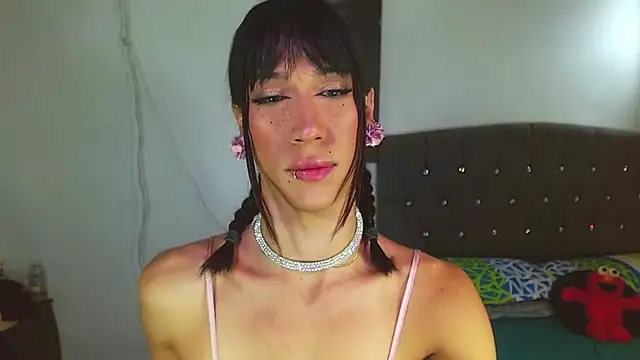 Kenisha Sweet online show from January 12, 6:59 pm