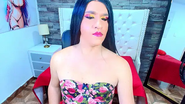 TRINY TS online show from May 8, 10:06 pm