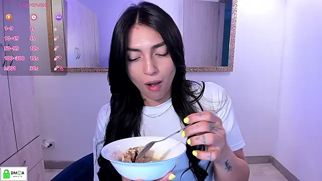 EricaVanderhill online show from December 20, 10:48 pm