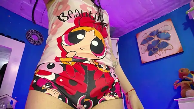 Lunahoney1 online show from May 7, 7:43 pm