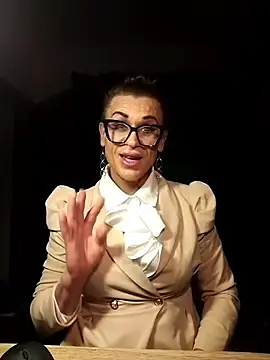 lilianashemale online show from October 28, 11:35 pm