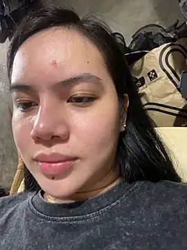 Hebefemme online show from December 20, 8:37 pm