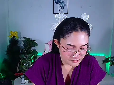 plysaithailand online show from May 20, 4:07 am