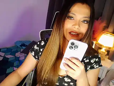 MajesticKitana online show from April 29, 5:01 am