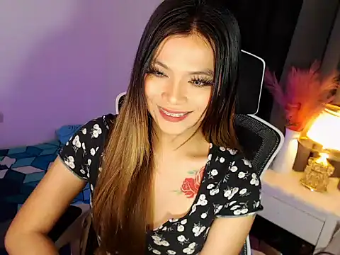MajesticKitana online show from May 8, 5:48 am