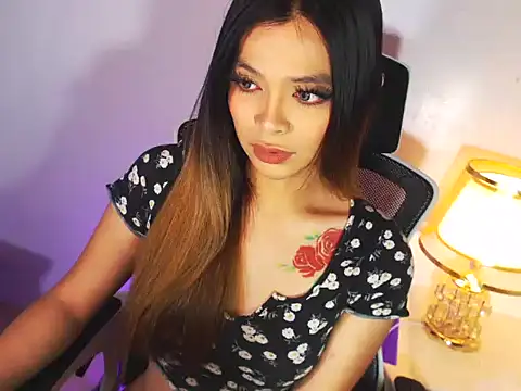 MajesticKitana online show from June 2, 5:53 am