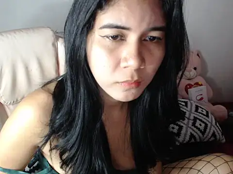 TransPetite1 online show from May 9, 3:58 am