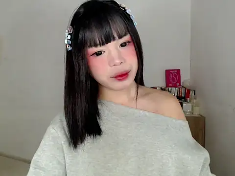 SweetCheska19 online show from May 28, 1:53 pm