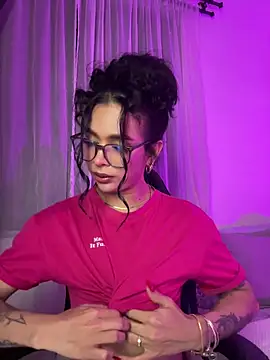 Samantha Bernardo online show from May 27, 3:58 am