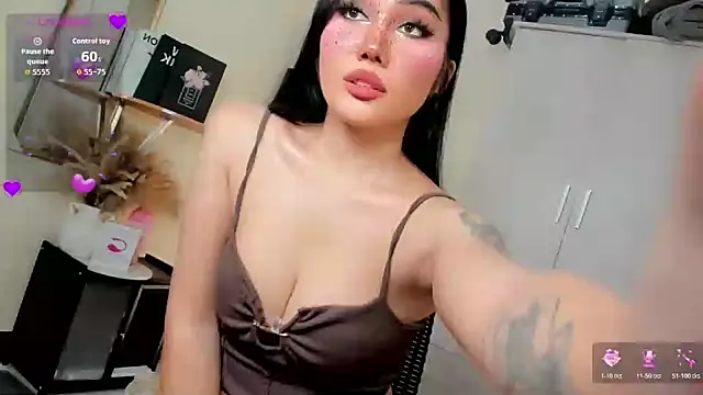 Icon1c LiLy online show from October 30, 8:52 pm