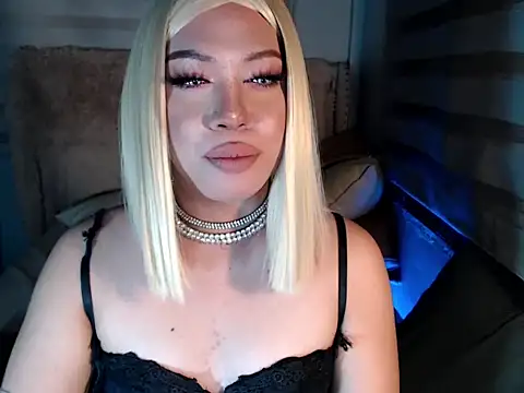 RebecaNextToYou online show from December 2, 5:49 pm