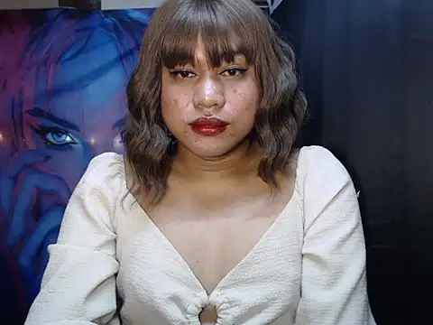 Snapshot of bettina_love chatting on October 27, 10:29 pm bettina love online show from October 27, 10:29 pm