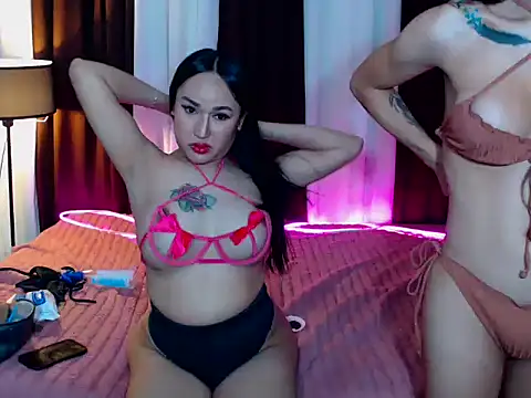2sexyfuckingtrans online show from April 24, 12:30 pm
