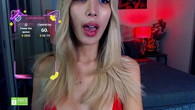 Snapshot of BunnieAngel chatting on September 19, 3:56 am BunnieAngel online show from September 19, 3:56 am