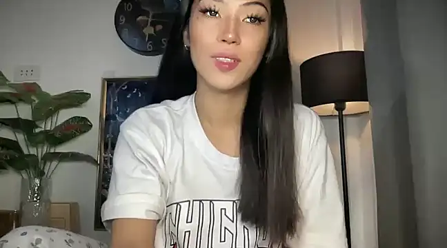 Bella Gordon online show from February 16, 10:32 pm