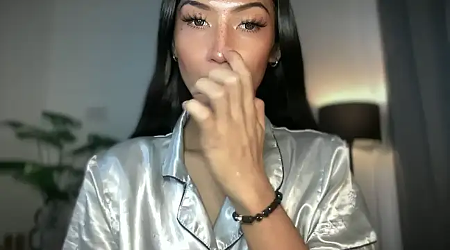 Bella Gordon online show from February 23, 8:49 am