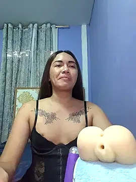 lady kim boner online show from May 29, 6:01 am