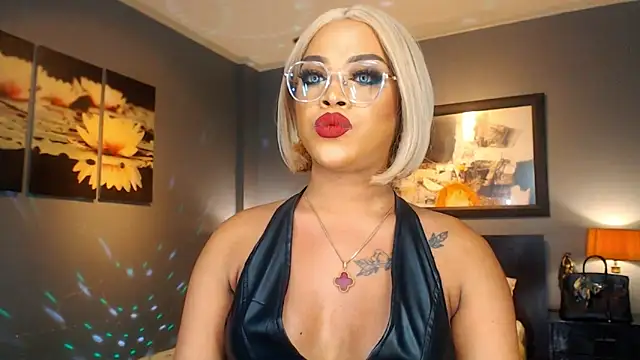 MarryQueen22 online show from May 11, 3:45 am