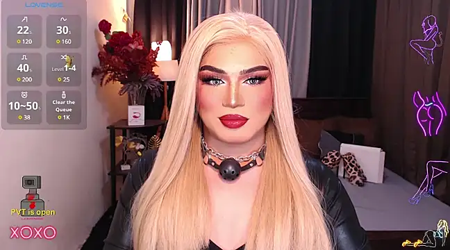 Snapshot of Bitch_Fowler69 chatting on December 18, 9:29 pm Bitch Fowler69 online show from December 18, 9:29 pm