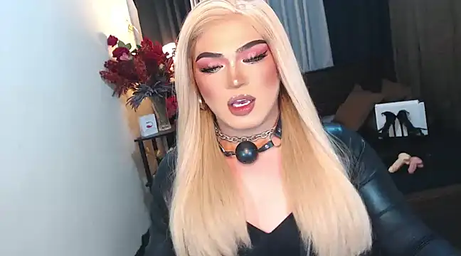 Snapshot of Bitch_Fowler69 chatting on February 26, 4:14 pm Bitch Fowler69 online show from February 26, 4:14 pm