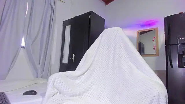 Stormeass online show from May 5, 9:54 pm