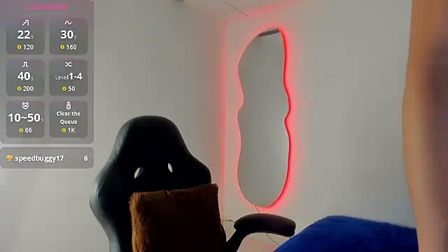 Naughtysofiaa online show from October 22, 3:08 am