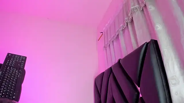 stephany doll  online show from May 21, 10:22 am