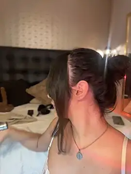 MiahWindsor online show from May 19, 8:37 pm