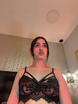 MiahWindsor online show from May 24, 4:31 am