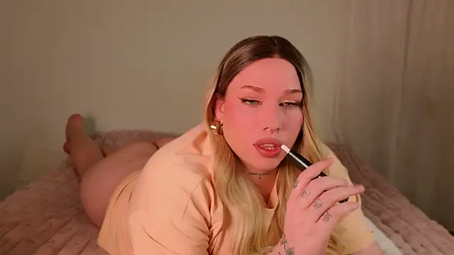 IsabellaFigueredo   online show from May 8, 12:07 am