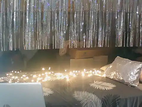 xxxlecram online show from September 16, 5:17 pm