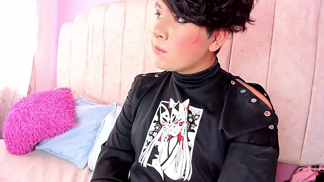 Satuurn  online show from February 18, 5:11 pm